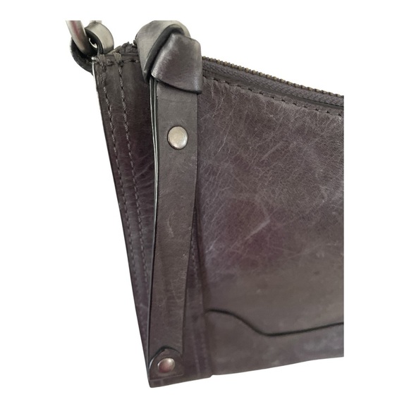 Frye Melissa Zip Crossbody Bag | Elegant Grey Leather | Classic Style - Picture 5 of 6